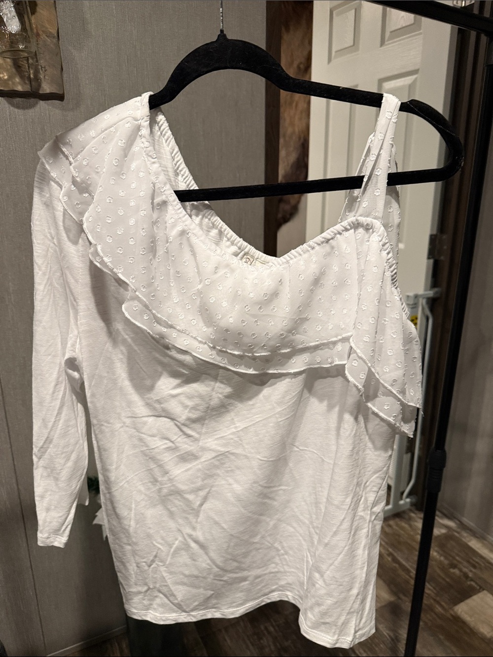Cato White Eyelet Ruffle Long-Sleeve Blouse